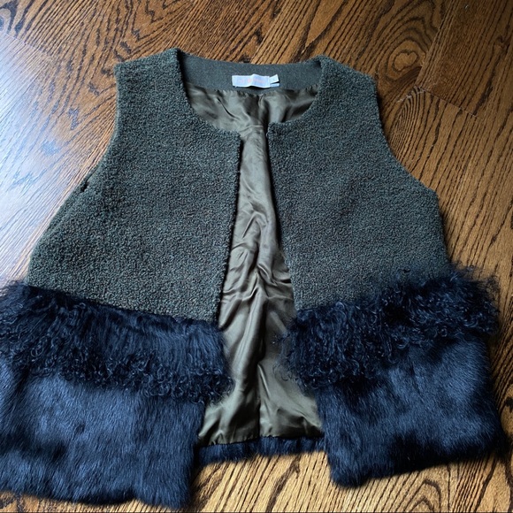 Like New Authentic Tory Burch Roseanne Boucle Wool/Fur Vest, L - Picture 3 of 8